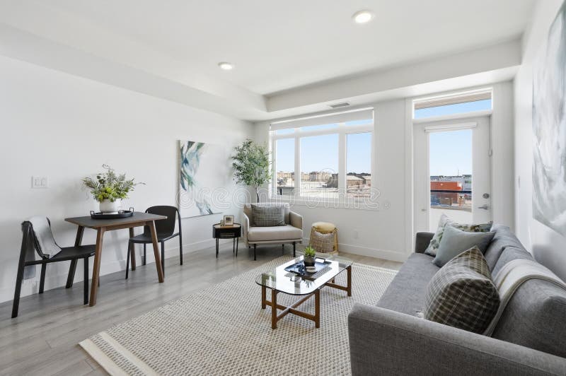 Spacious 2BR Near Royal Alexandra Hospital