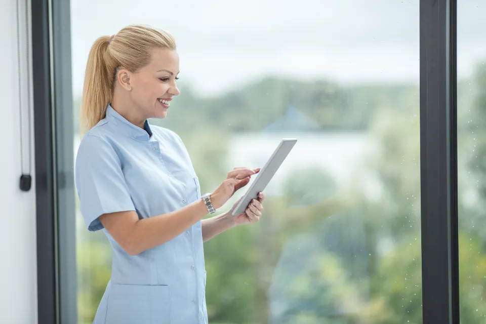 Where to find travel nurse housing in Canada: your options compared
