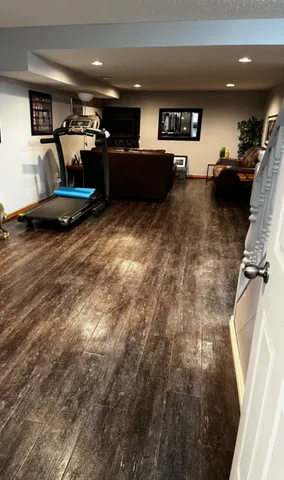 Fully furnished Basement suite on a quiet family friendly street 