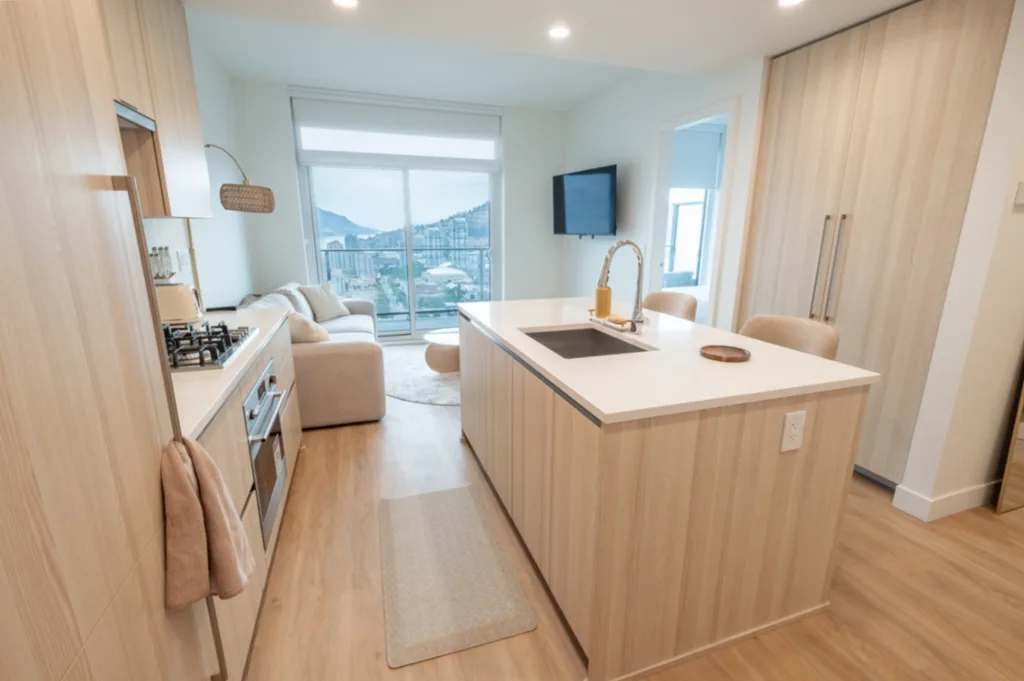 Modern new condo in Downtown Kelowna.