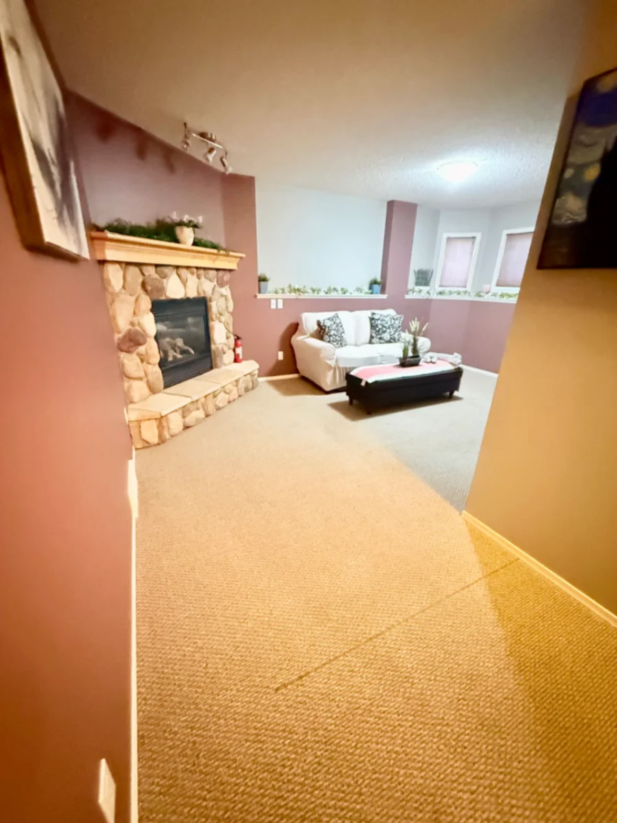 Heavenly Cozy Place | Furnished 5BR Home in Airdrie