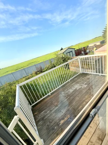 Heavenly Cozy Place | Furnished 5BR Home in Airdrie