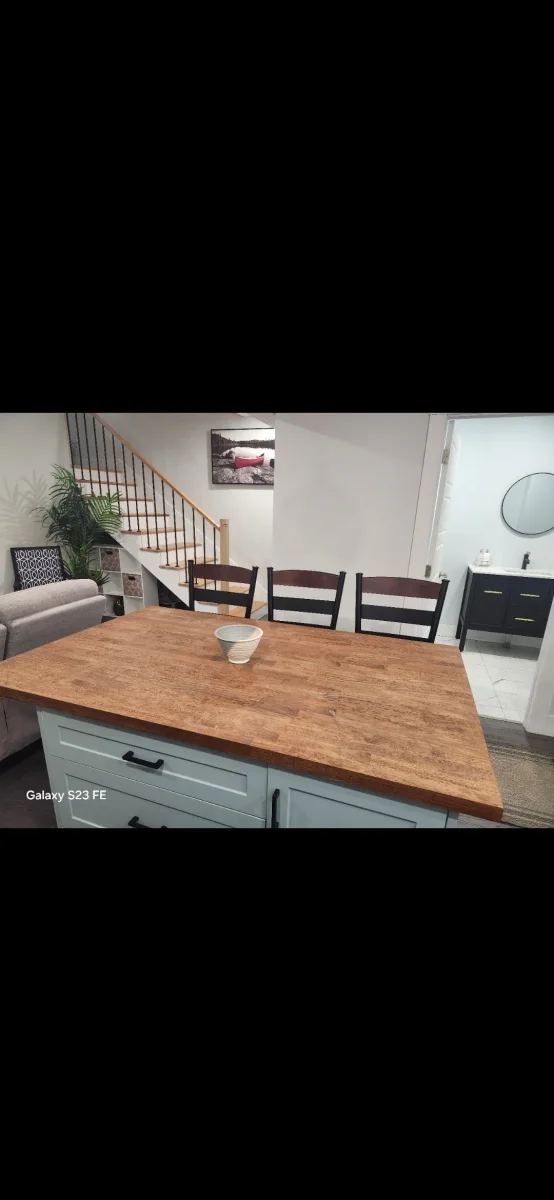 Beautiful two bedroom, two level guesthouse fully furnished