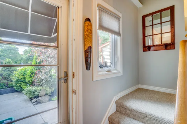 Quaint and Quiet Home On Peaceful Greenspace!
