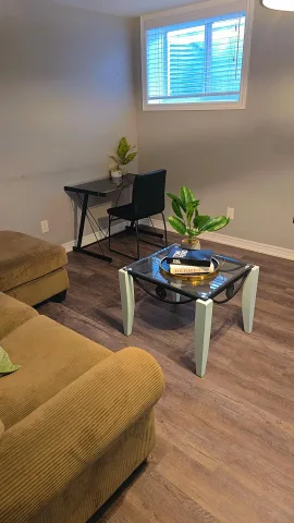 Cozy home away from home in Thorold