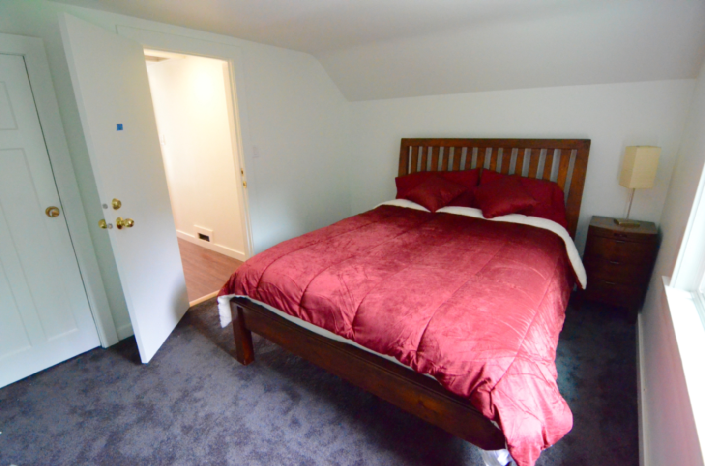 Top Floor Suite in Lynn Valley, N. Vancouver