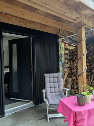 Private Modern & Comfortable Room for Rent