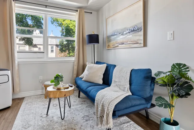 Windsor 1BR + Office | Nurses & Business Travelers