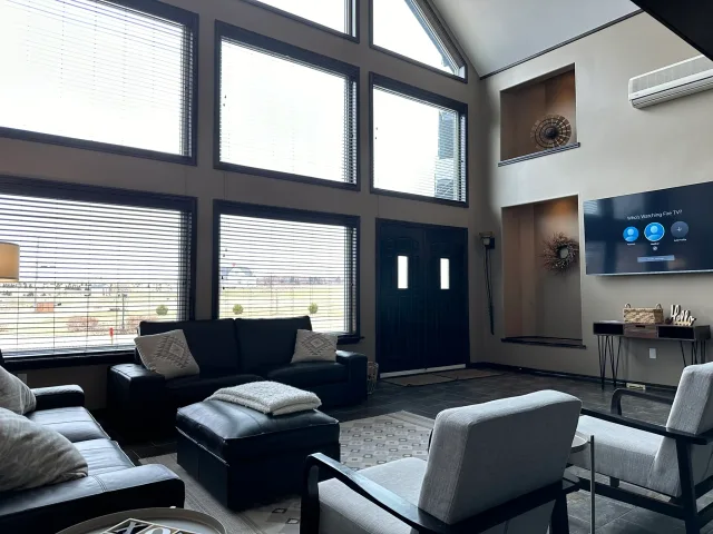 Executive Style Home located 5 minutes to Cavendish