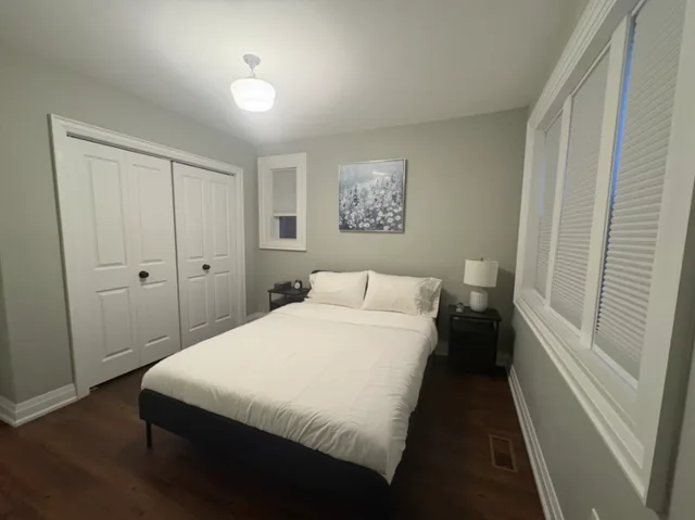 Warm Two Bedroom Toronto Suite