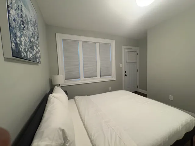 Warm Two Bedroom Toronto Suite