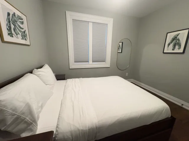 Warm Two Bedroom Toronto Suite