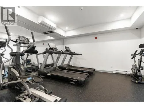 Furnished Studio Condo with Gym & Pool near Vernon Hospital