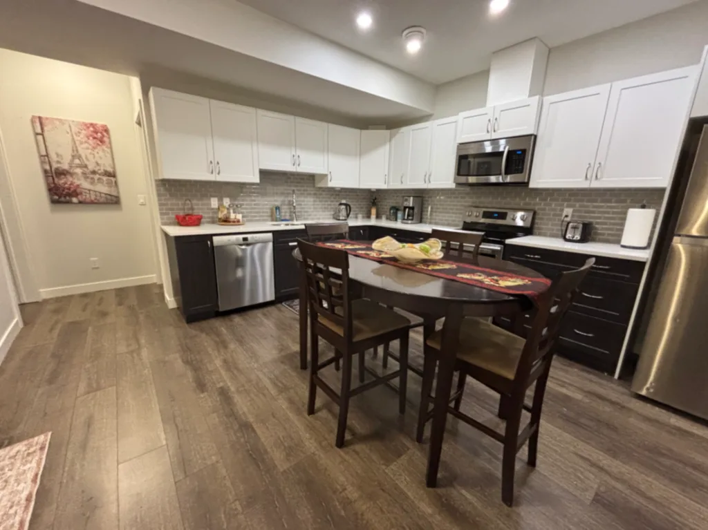 Modern & Cozy Furnished Suite | Perfect for Traveling Professionals