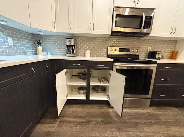 Modern & Cozy Furnished Suite | Perfect for Traveling Professionals