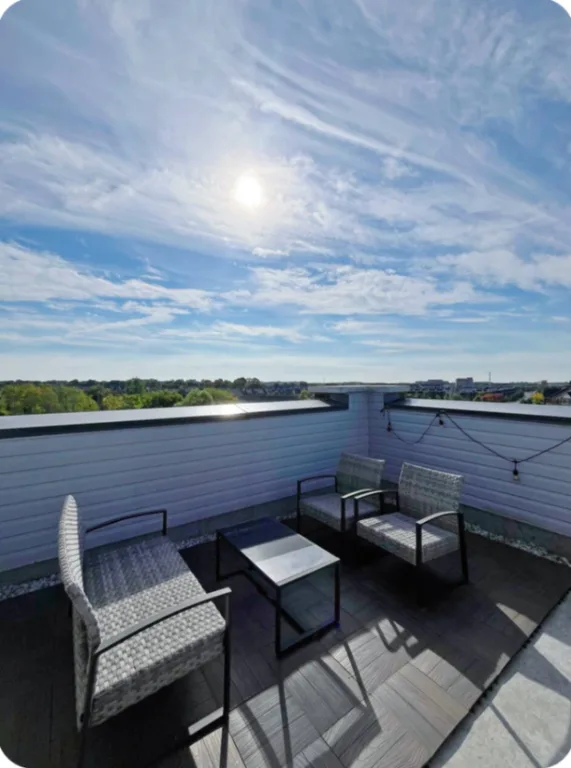 Tranquil Valley View 2-Bedroom Townhouse near Markham Stouffville Hospital