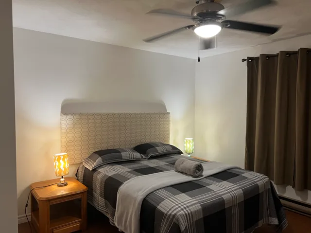 Sunlit 2BR Upper Unit Near Horizon Moncton Hospital – Perfect for Travel Healthcare Professionals