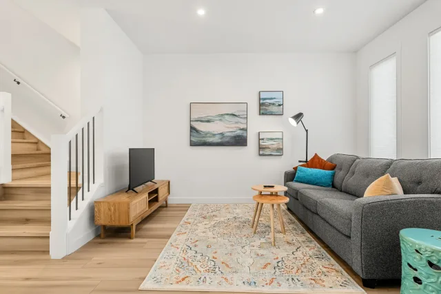 2 Bedroom Home - Furnished and Utilities Included
