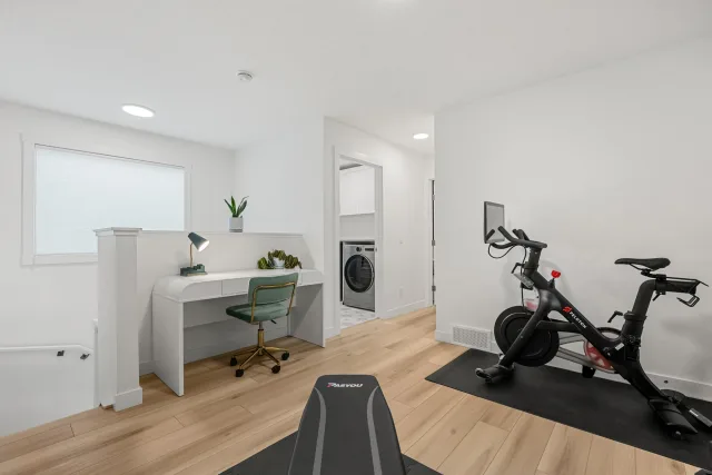 2 Bedroom Home - Furnished and Utilities Included