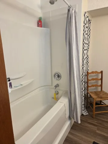 Large and updated suite on a 1.3 acre property. Cat friendly. Washer and dryer in unit. 
