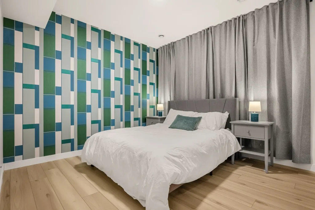 1 Bedroom Furnished Basement Suite - Utilities Included