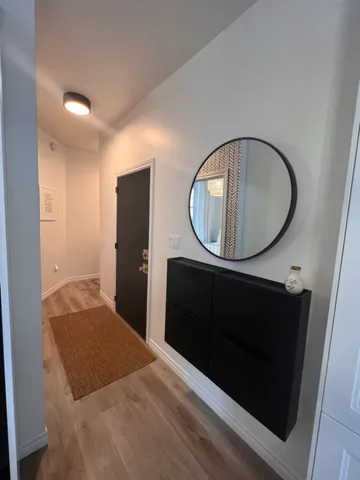 Modern Downtown Suite 