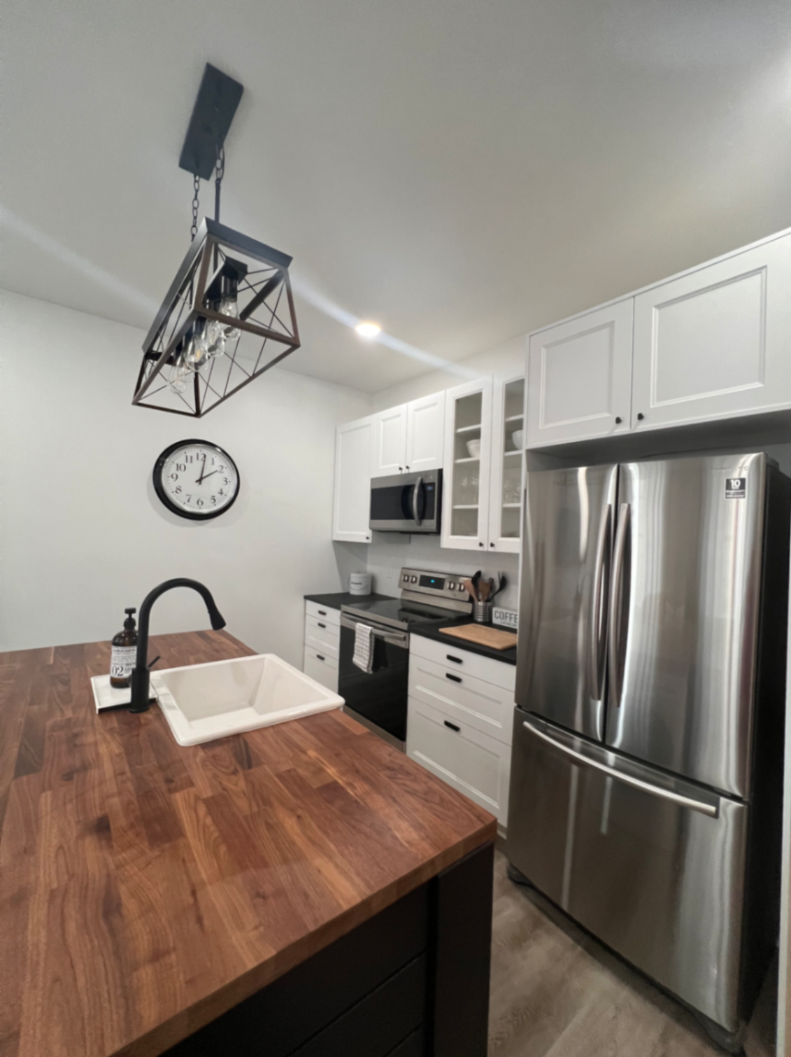 Modern Downtown Suite