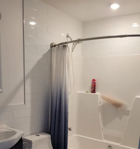 Legal basement suite near Penticton Regional Hospital