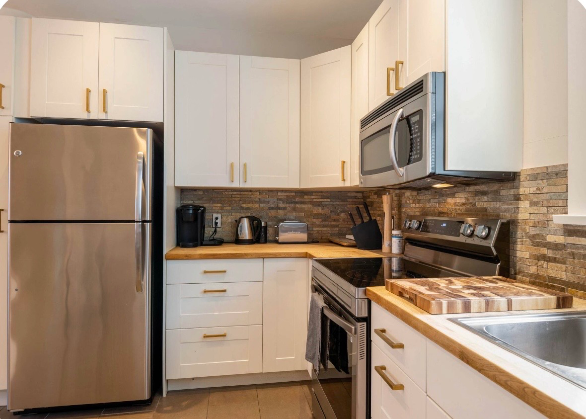 Beautiful 2 bedroom apartment in Kitsalano