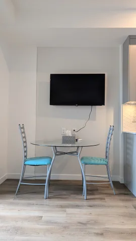Brand new studio near Kelowna General Hospital