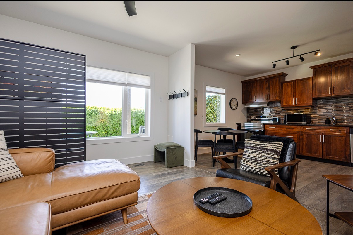 Modern brand new renovated suite with brand new furnishings.