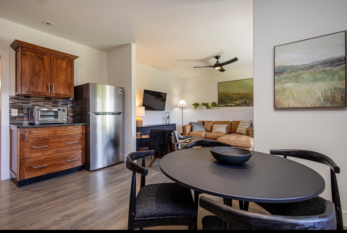 Modern brand new renovated suite with brand new furnishings.