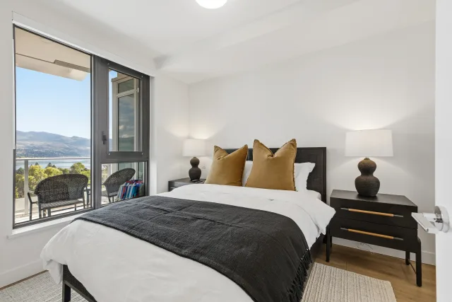Resort style Condo near Kelowna General Hospital