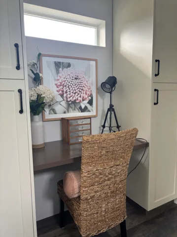 Modern carriage house , Coastal Chic