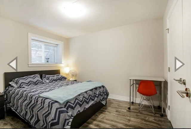 Comfortable 2 bedroom basement suite