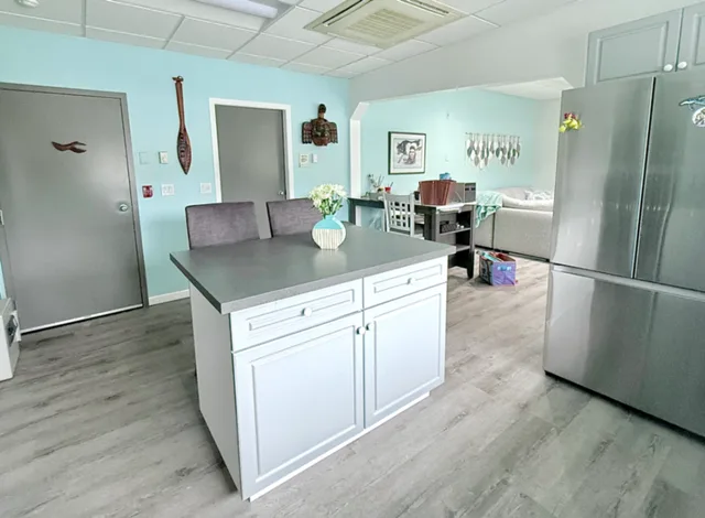 1 Bedroom Apartment - Walking Distance to Nanaimo Hospital