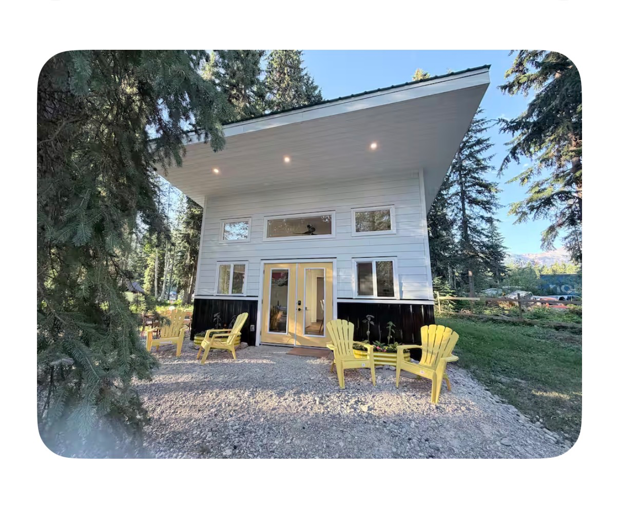 Tiny home in the Blaeberry valley near Golden, BC
