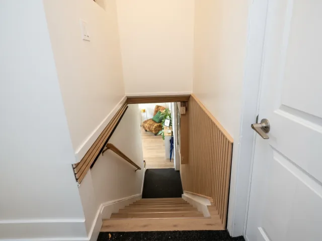 Private Basement Suite with Modern Kitchen & Laundry