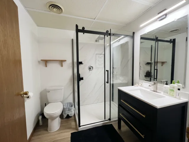 Private Basement Suite with Modern Kitchen & Laundry