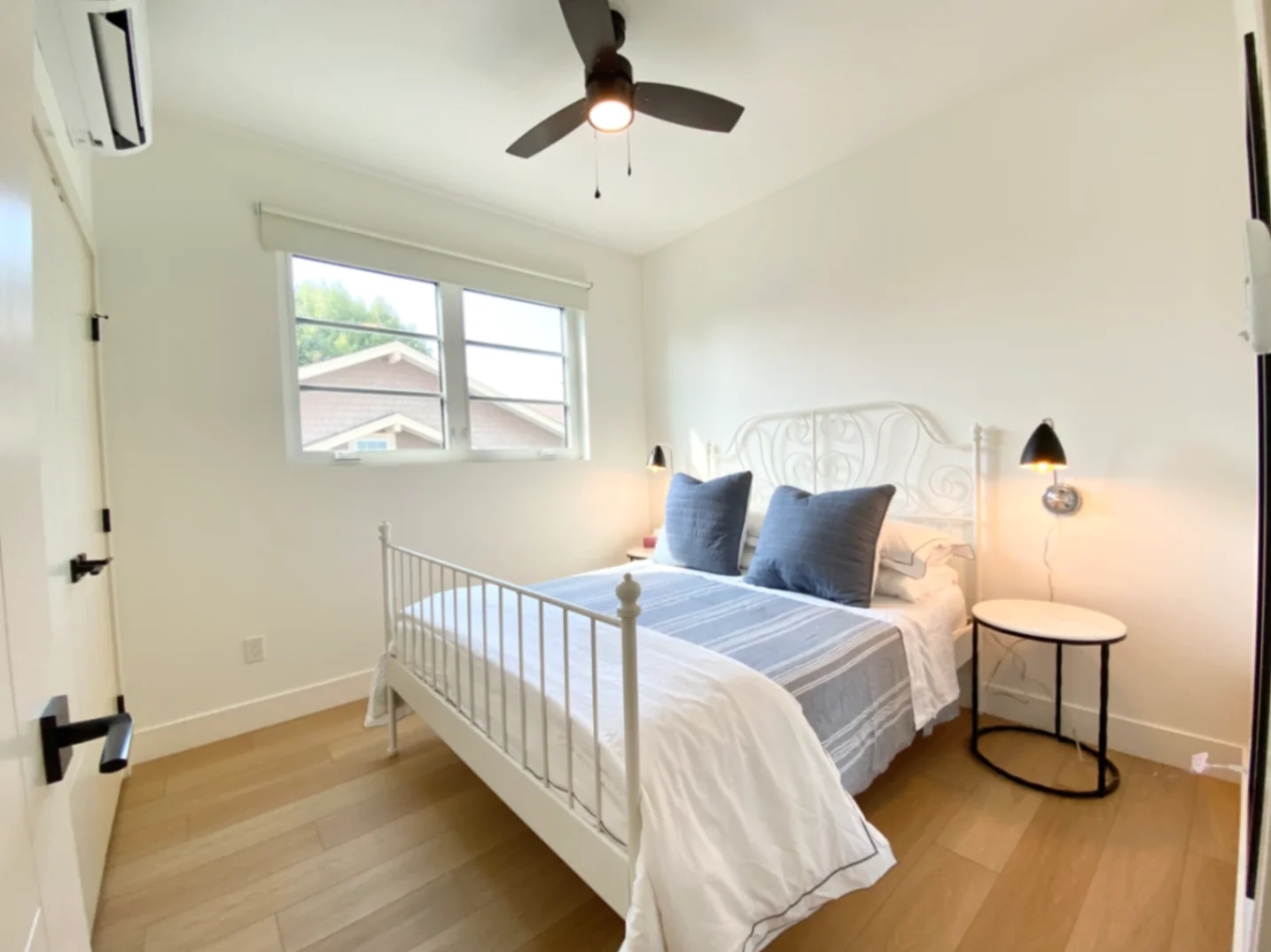 Modern Guestsuite 3mins walk from Kelowna General Hospital