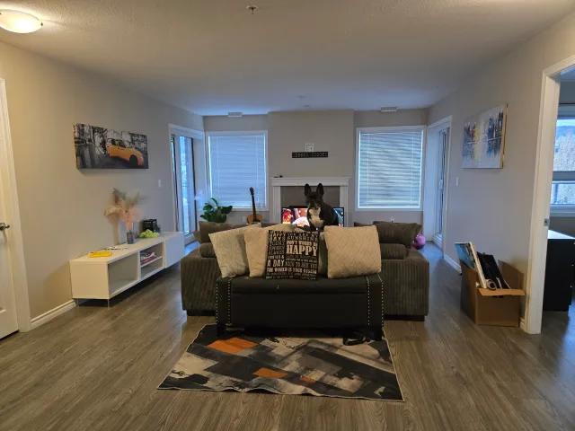 Private room & bath
