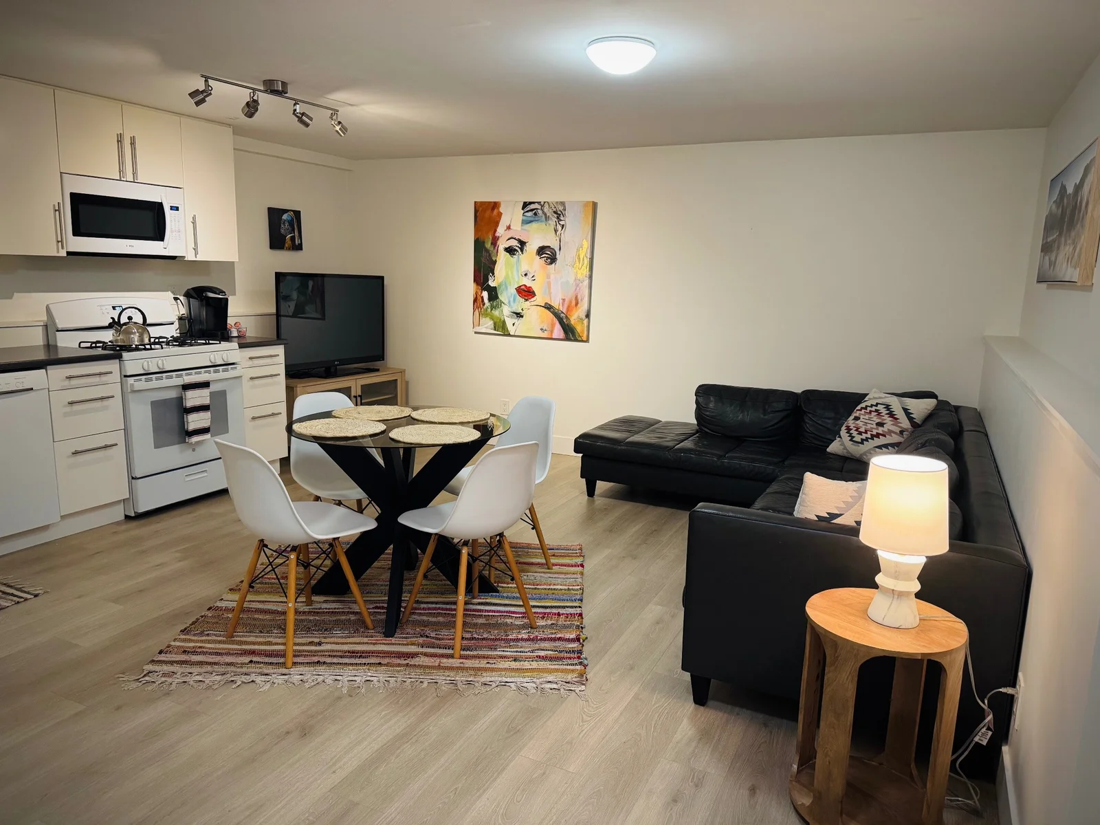 🌿🏡 Highland Getaway | Furnished 3-Month Minimum Stay | Comox, BC