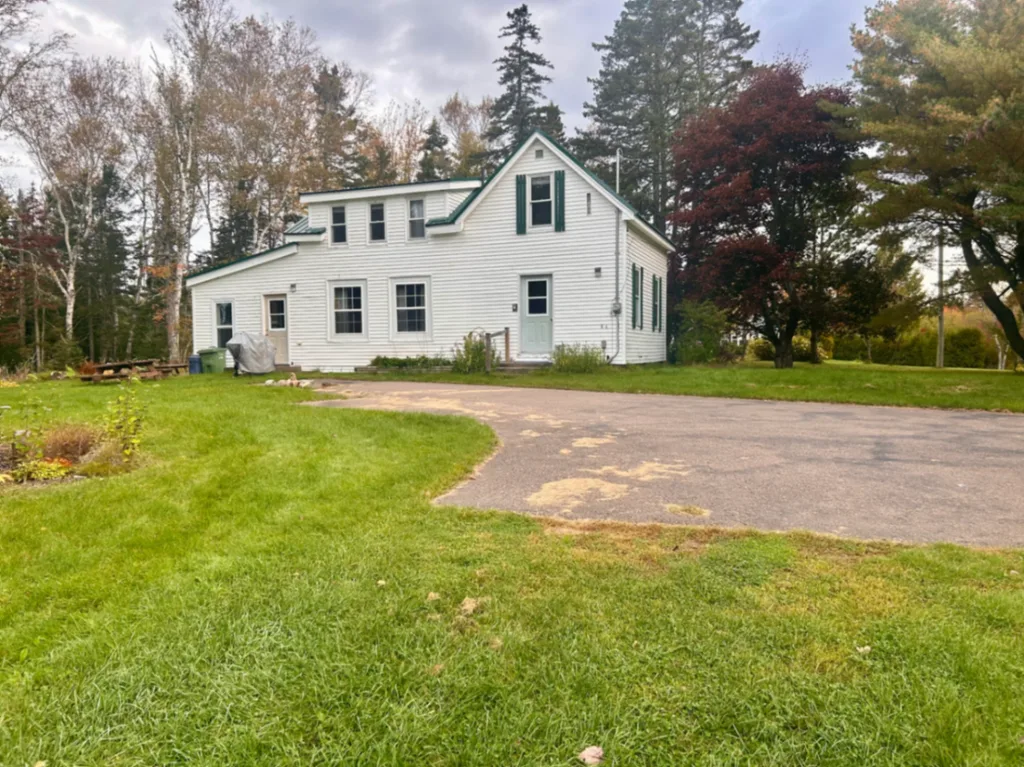 Country Home Near Amherst NS