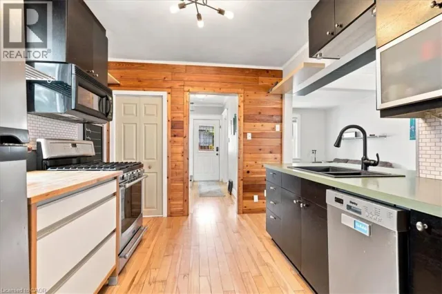 3 bedroom house plus basement near Grand River Hospital