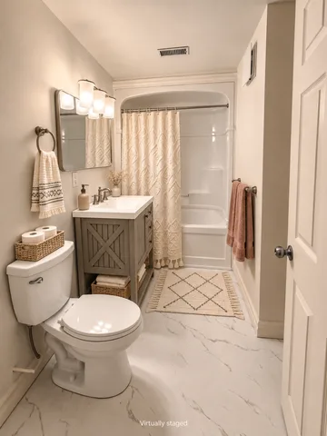 Bright & Spacious Apartment - Fredericton NB 
