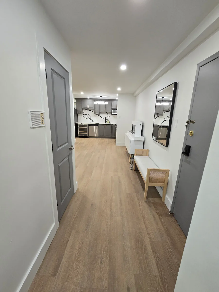 Furnished Executive Suite in Collingwood | 30+ Day Professional Rental | All-Inclusive