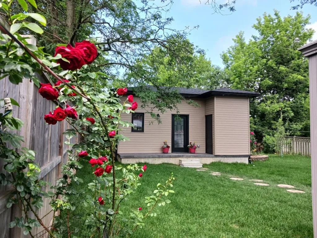 The Grassy Oasis — Detached Garden Suite near Brampton Civic Hospital