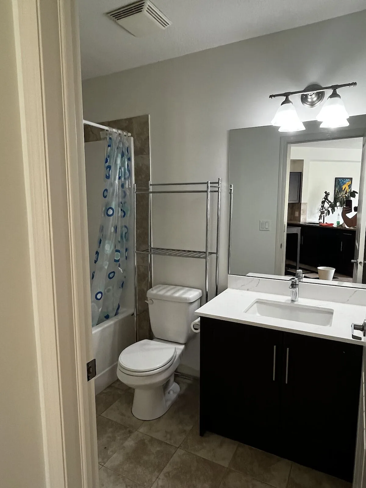 Fully Furnished Apartment in Sherwood near Costco