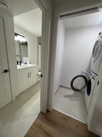 BRAND NEW 1 Bed 1 Bath Legal-Suited Basement