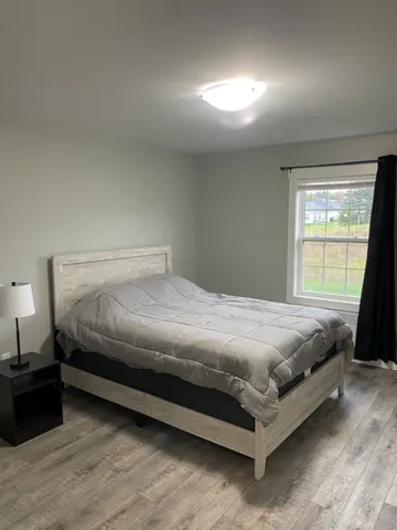 Modern full house near hospital